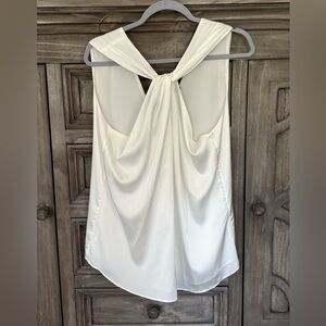 NWOT Women’s WHBM White House Black Market White Silky Twist Dressy Blouse (L)